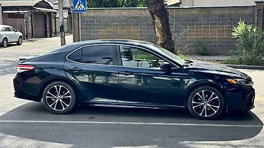 corolla 2018: Toyota Camry: 2018 г., Автомат, Бензин, Седан — 4