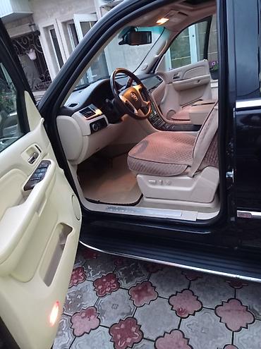 купить escalade: Cadillac Escalade: 2006 г., 6.2 л, Автомат, Бензин, Внедорожник — 3