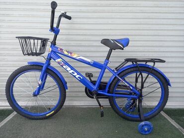 три колеса велосипед: Новый велик БАРС 20размер колес, Цвет мальчиковый темно синий Подходит