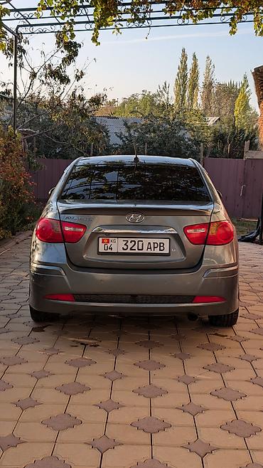 китайские машины с пробегом: Hyundai Avante: 2010 г., 1.6 л, Вариатор, Газ, Седан — 3