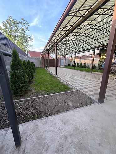 Продажа коттеджей и домов: Продается частный дом Адрес: Ж/М Арча-Бешик Площадь участка: 4,7 — 2