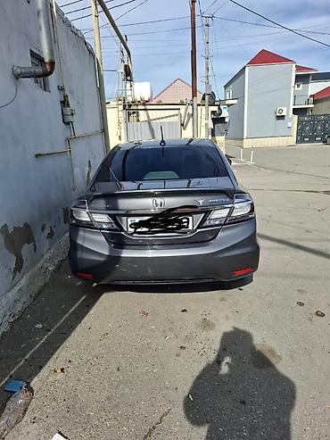 Honda: Honda Civic: 1.5 l | 2013 il Sedan — 6