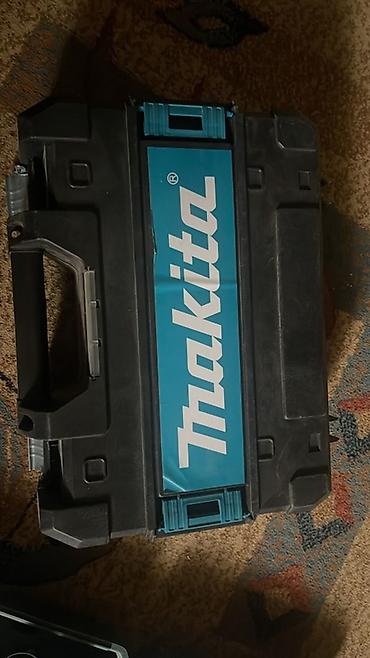 аккумуляторные: Аккумуляторная дрель-шуруповерт Hilti + сетевой перфоратор Bosch — — 7