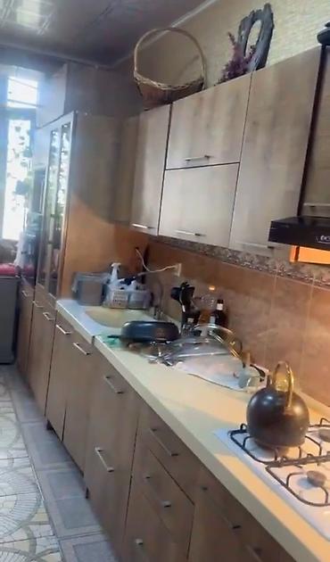 Mətbəx mebeli satılır - Komplekt uzunluğu: 6 metr - Qiymət: 440 AZN -