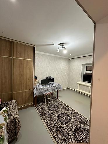 Продажа коттеджей и домов: Г.Кара Балта Продаю дом по улице Владимирова 25 участок 6.7 соток — 10