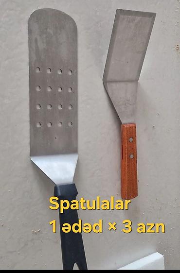 tava: 🍴 Spatula dəsti – 2 növ ⚡ Paslanmayan poladdan bıçaq hissəsi 🌀 Mətbəx — 1