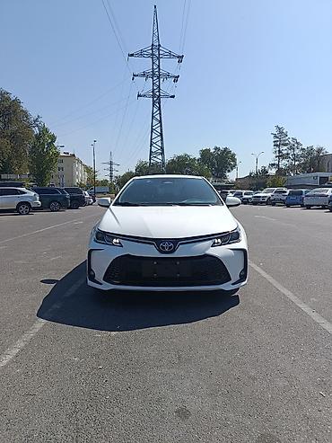 1kr fe: Toyota Corolla: 2023 г., 1.8 л, Вариатор, Гибрид, Седан — 1