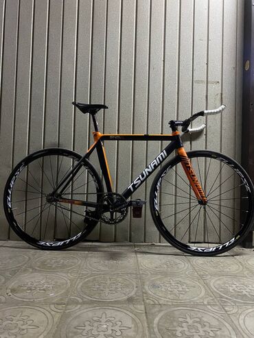 шины для велосипедов: Шоссейный велосипед, Tsunami