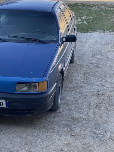 Volkswagen: Volkswagen Passat: 1989 г., 1.8 л, Механика, Бензин, Седан — 8