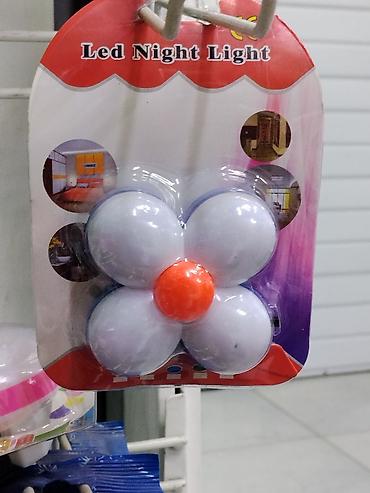 Ночник LED в форме цветка - Компактный светодиодный ночник для