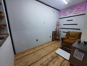 icare ofis: Salam. 162 və 51 saylı məktəblə üzbəüz 2 mərtəbənin,1 ci mərtəbəsi — 4