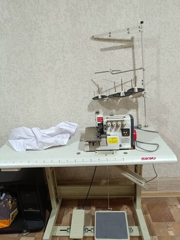 аренда пятинитки: Швейная машина Автомат