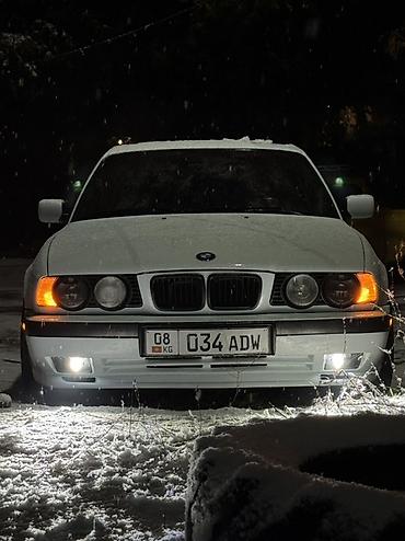audi 8: BMW 5 series: 1992 г., 3 л, Механика, Бензин, Седан — 1