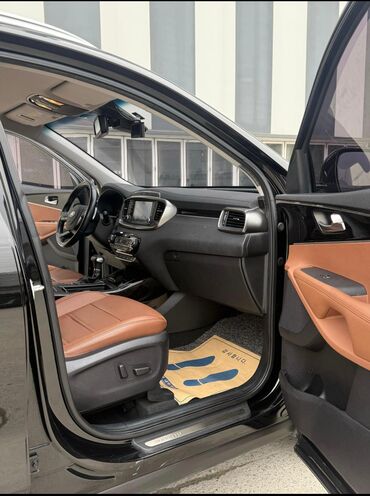 Kia: Kia Sorento: 2018 г., 2.2 л, Автомат, Дизель, Кроссовер — 17