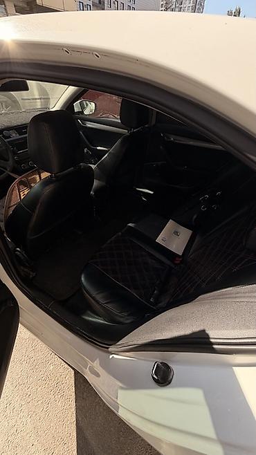 ski: Skoda Octavia: 2015 г., 1.6 л, Автомат, Бензин, Седан — 9