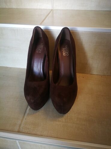 braon zenske pantalone: Pumps, 37