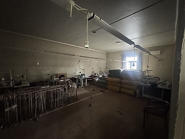 требуется на завод: Сдаю Швейный цех, 1300 м², Электричество, С парковкой — 3