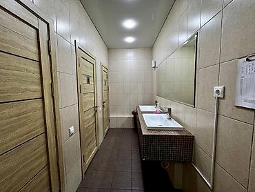 логвинен: Сдаю Офис целиком: 91 м², В жилом комплексе, С ремонтом, Первая линия, С отдельным входом, С отдельным санузлом — 10