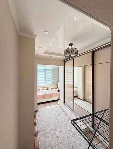 ursa: 4 комнаты, 82 м², 8 мкр 106 серия, 6 этаж, Свежий ремонт — 1