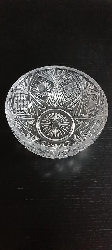 Kəsma naxışlı xrustal(kristal tərzində) qab.Əsl xrustal!