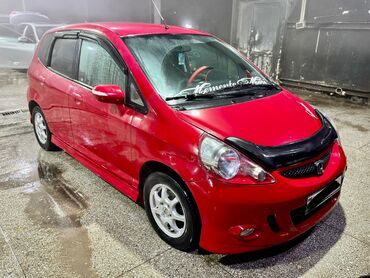 Honda: Honda Jazz: 2007 г., 1.3 л, Механика, Бензин, Хэтчбэк