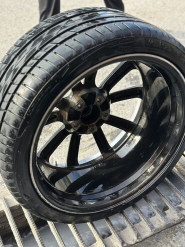 Disk təkərlər: Disk təkər 235 / 35 / R 20, 5 Boltlu — 7