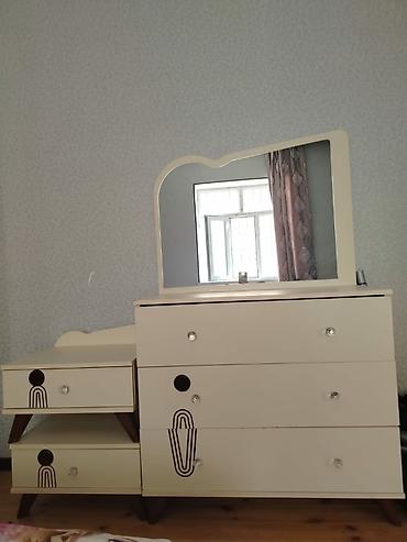 Çarpayılar: Yataq dəsti satılır. İdeal vəziyyətdədir heç bir problemi yoxdur — 2