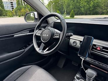 Транспорт: Kia Seltos: 2024 г., 1.6 л, Автомат, Бензин, Кроссовер — 6