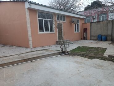 qara qarayevde 2 otaqli kohne evlerin satisi: 8-ci kilometr 5 otaqlı, 100 kv. m, Kredit var, Təmirsiz