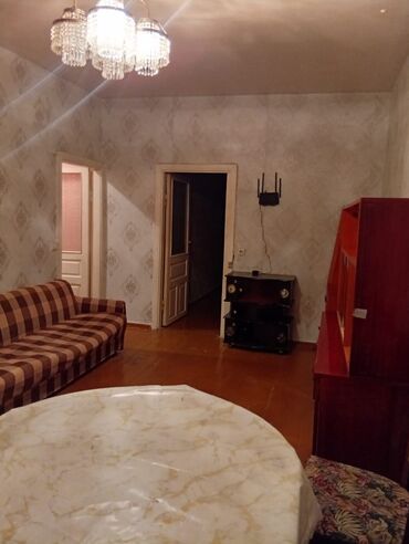 Uzunmüddətli kirayə mənzillər: Kirayə mənzil – Binəqədi rayonu, 6-cı mikrorayon, Nəsimi metrosuna — 8