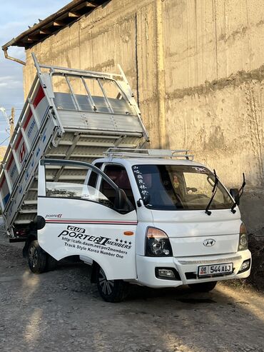гетс продаю: Hyundai Porter: 2016 г., 2.5 л, Механика, Дизель, Бус