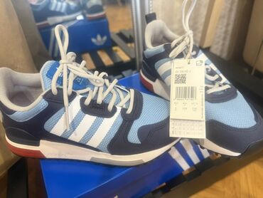 Patike: Adidas Originals ZX 700 HD J (GS) – Team Light Blue/White - Model — 3