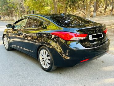 Hyundai: Hyundai Elantra: 1.8 l | 2013 il Sedan — 4