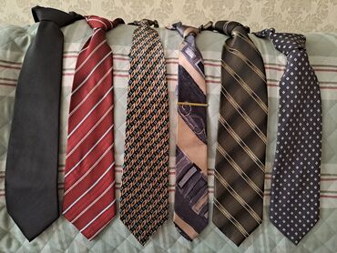 Другая мужская одежда: Брендовые, фирменные галстуки, есть абсолютно новые и б/у в отличном