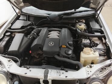 Mercedes-Benz: Mercedes-Benz E-Class: 2.8 l | 1997 il Sedan — 5