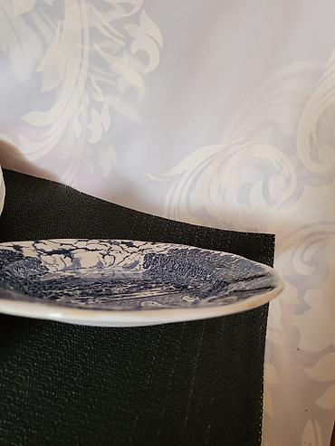 Ostali antikviteti: Engleski tanjiri Crown Ducal iz 70ih. Engleski desertni tanjiri bez — 9