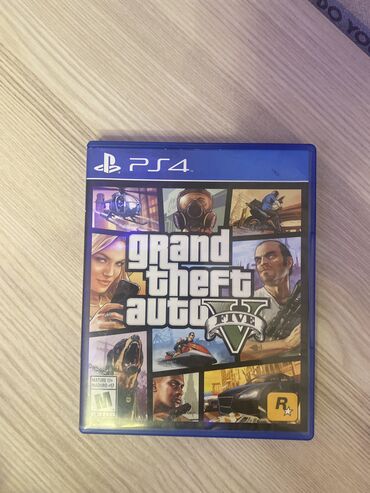 PS4 (Sony Playstation 4): GTA 5 -PS4