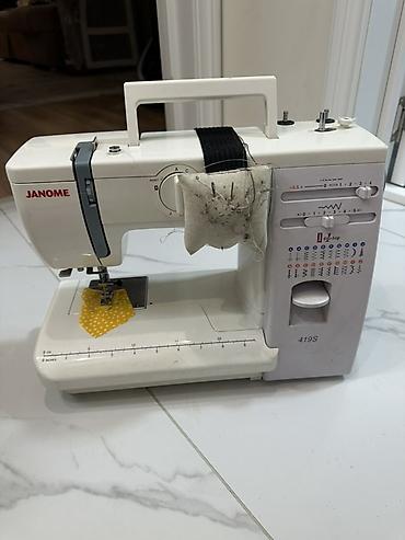 jack a4f: Швейная машина Janome, Электромеханическая, Полуавтомат — 1