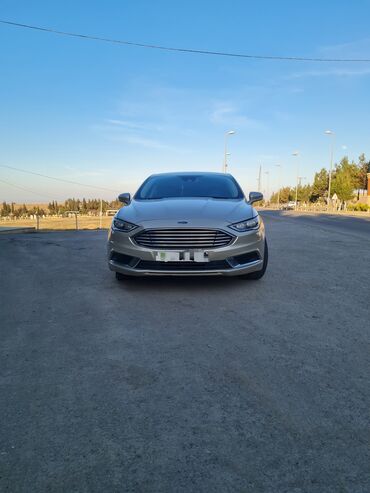 Ford: Ford Fusion: 1.5 l | 2018 il 303000 km Sedan — 10
