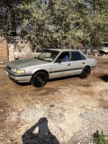 машина мазда: Mazda 626: 1990 г., 2 л, Механика, Бензин, Хетчбек