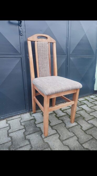 Stolice: Stolice za Terpezariske Cena po komadu 30 e Boju tapacira i drveta — 15