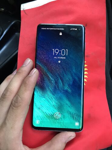 мобильные телефоны кнопочный: Samsung Galaxy S 10 
Gb 128
Сост зынк 
Срочно 17000