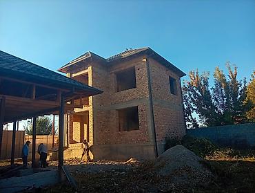 гатовый домик: Продаётся недостроенный двухэтажный кирпичный дом. Основные — 5