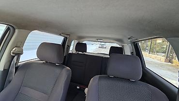 Toyota: Toyota Ist: 2003 г., 1.3 л, Бензин — 7