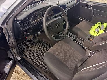 volkswagen polo 1: Mercedes-Benz 190 (W201): 2 л | 1990 г. Седан — 3