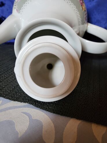 Čajnici: Bokal nov Jlmenau Demokratska Rep.Nemacka 70te. Nov bokal,sve na na lalafo.rs — 7 Čajnici: Bokal nov Jlmenau Demokratska Rep.Nemacka 70te. Nov bokal,sve na — 7