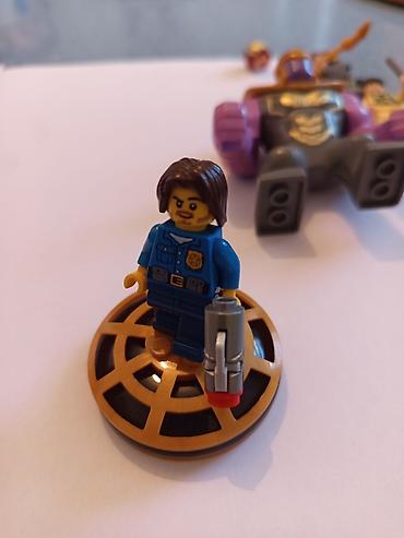упаковочные коробки: LEGO: 13 фигурок с аксессуарами +1 большая фигурка 3 транспорта 3 — 6