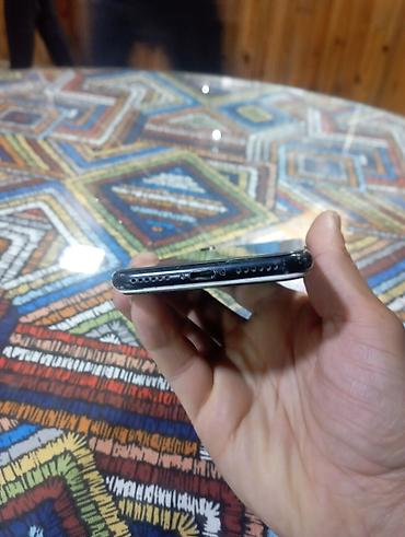 rx 570 8gb: IPhone SE, 64 GB, Qara, Barmaq izi — 4