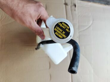 Радиаторы: Каракол! Запчасти Мазда Демио 2003 Радиатор 1900 шланги — 12