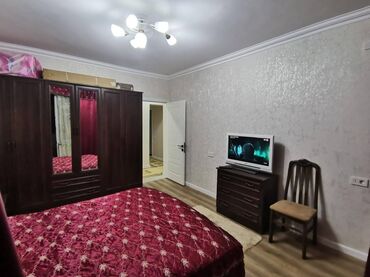 Uzunmüddətli kirayə mənzillər: Nizami r-nu Xalqlar Dostluğu Metrosu Babək prosp 3 otaq. Mərtəbə 5/1 — 6